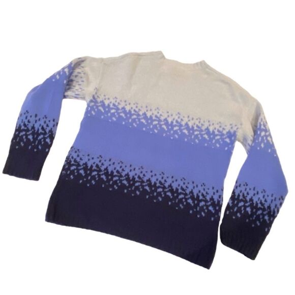 1209 C By Bloomingingdales Cashmere  Crewneck Sweater Blue Snowflakes Size M New - Picture 2 of 7